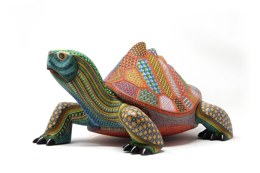 Tortoise alebrije, painted wooden tortoise sculpture