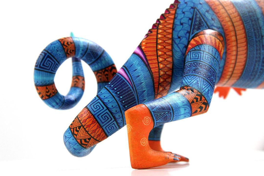 chameleon sculpture, handamde wooden chameleon sculpture